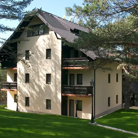 Apartment Pina